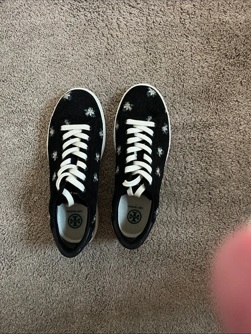 Tory Burch Black Sneakers with White Floral Embroidery - Picture 1 of 3